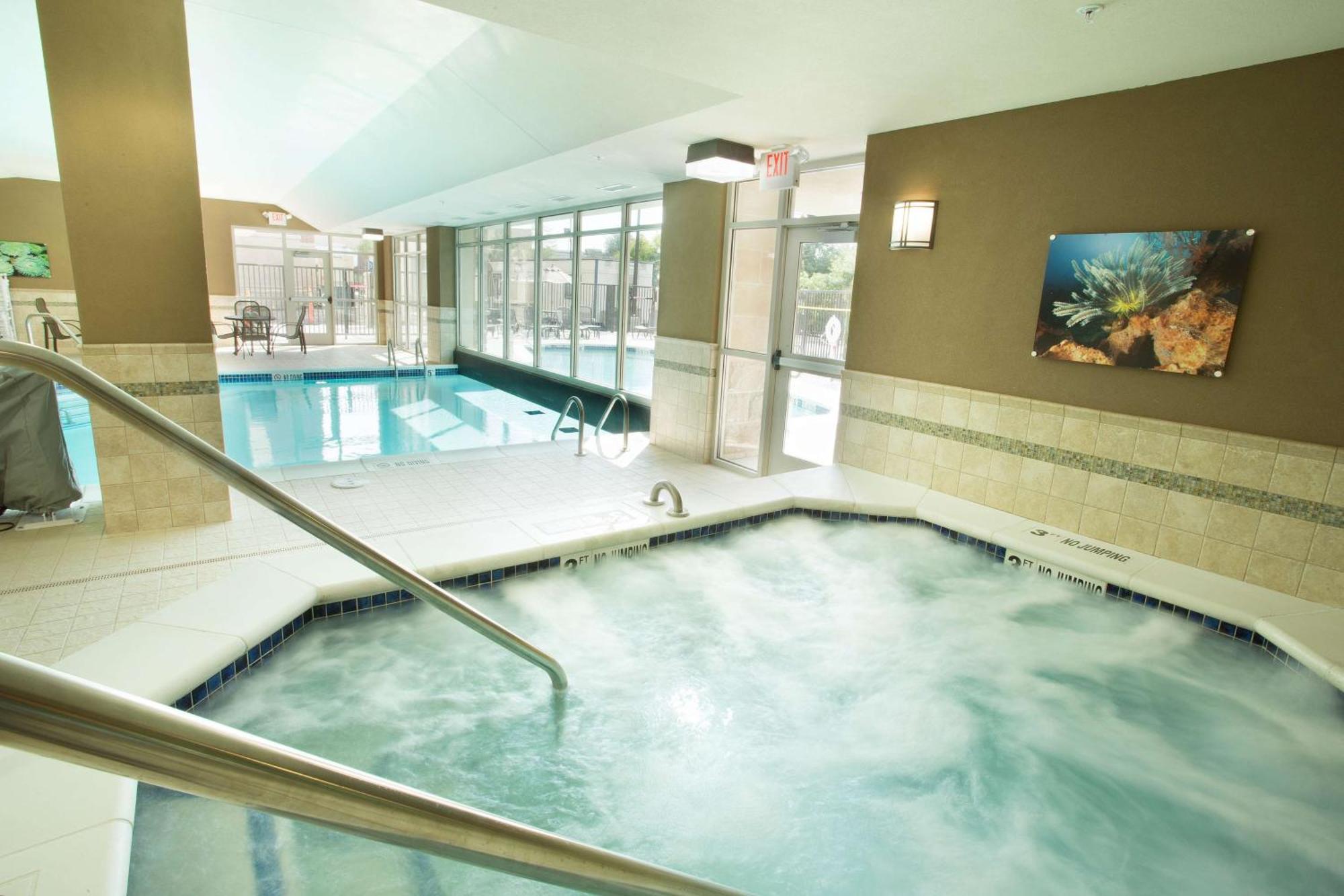 Drury Inn & Suites St. Louis Brentwood מראה חיצוני תמונה