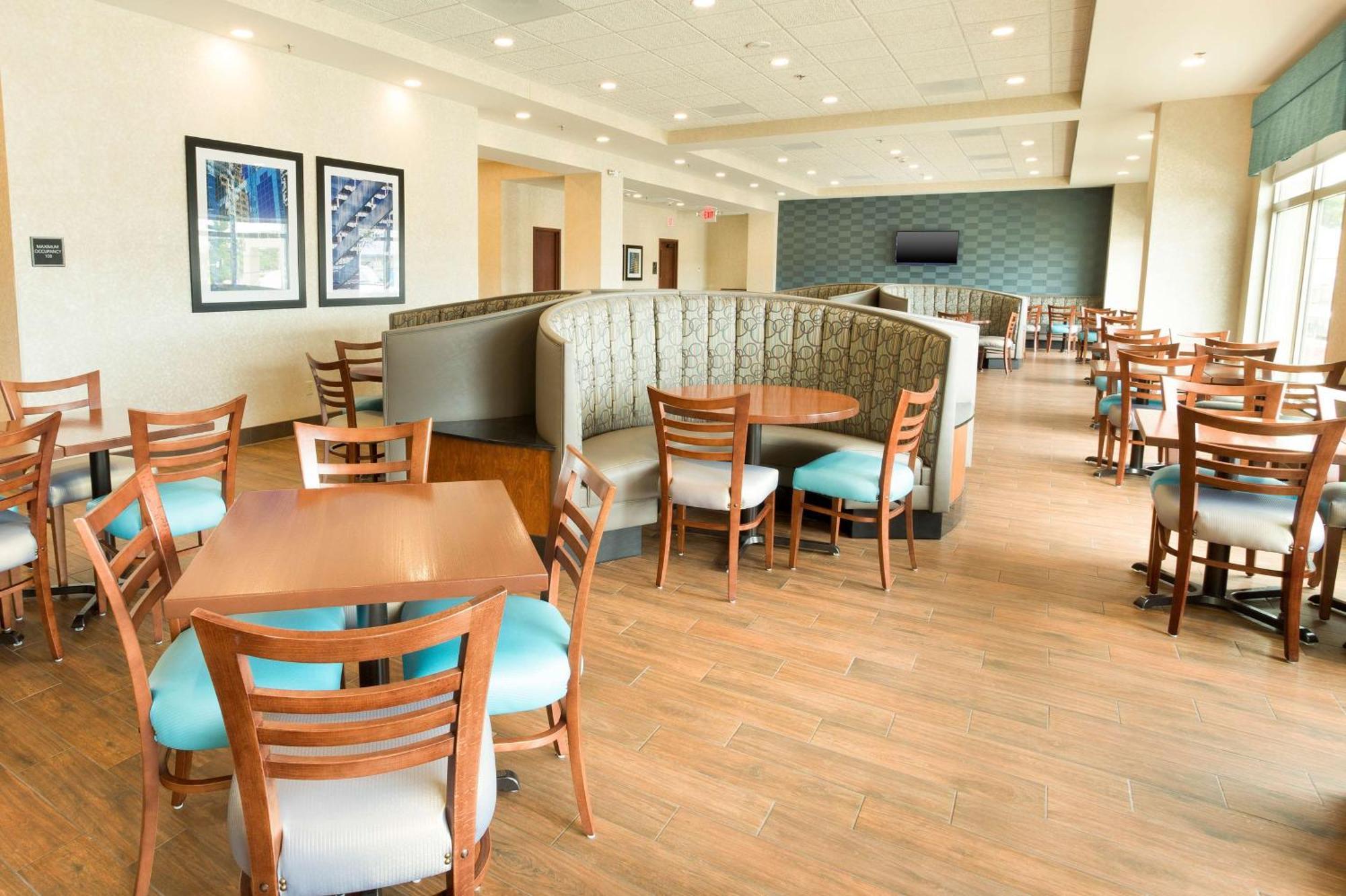Drury Inn & Suites St. Louis Brentwood מראה חיצוני תמונה