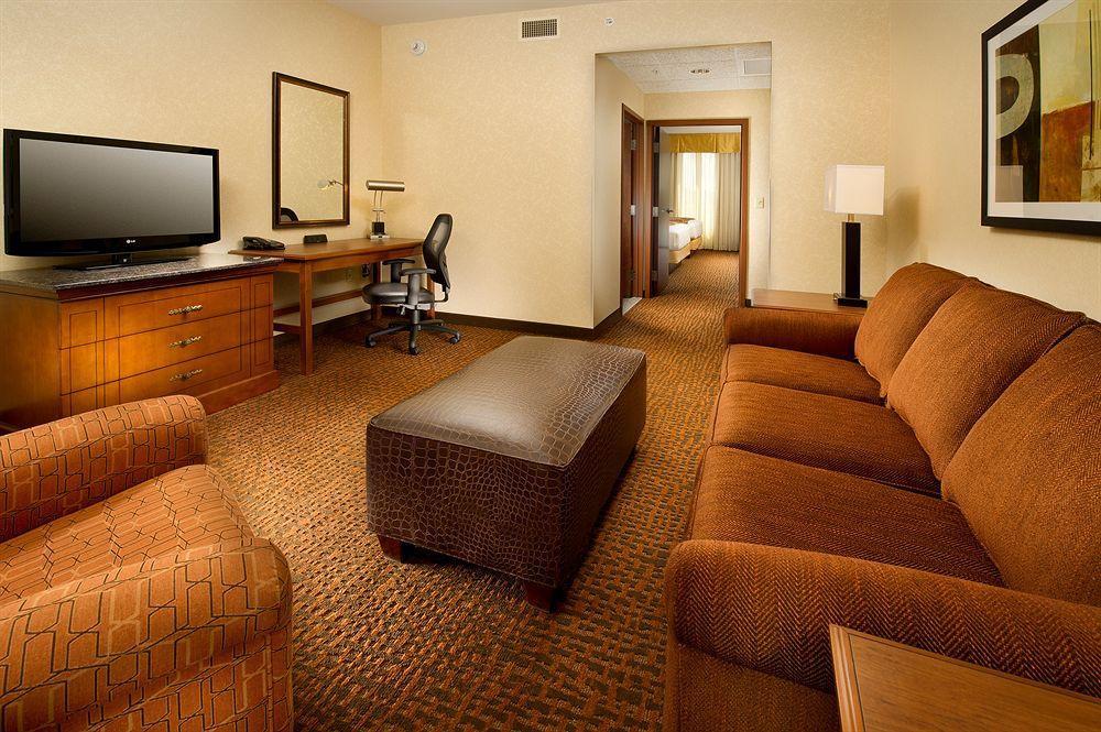 Drury Inn & Suites St. Louis Brentwood מראה חיצוני תמונה