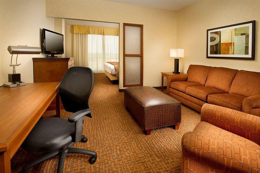 Drury Inn & Suites St. Louis Brentwood מראה חיצוני תמונה